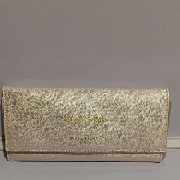 Katie Loxton Handbags - Katie Loxton Cream Wallet‎